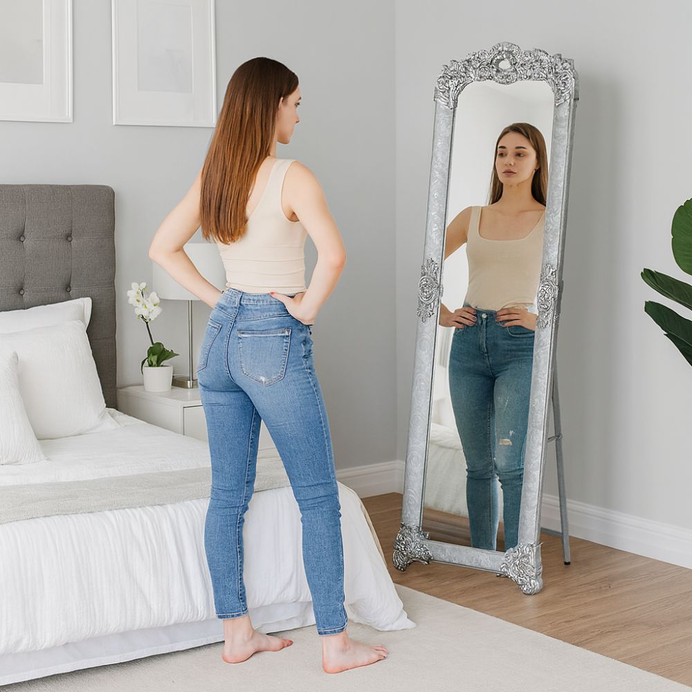 espejo de pie moderno