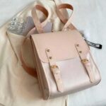 Mochila Bolso Ecocuero Dama Con Hebilla Y Compartimentos