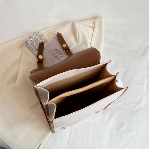 Mochila Bolso Ecocuero Dama Con Hebilla Y Compartimentos