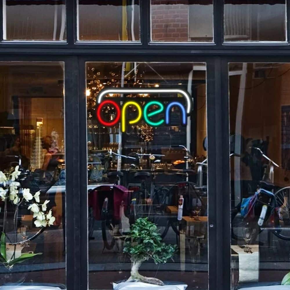 Cartel colgado en negocio